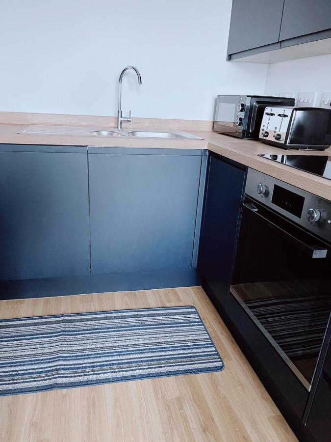 Modern House Hotel Манчестър Екстериор снимка